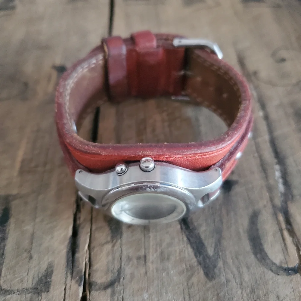FOSSIL 'Rare' Vintage Big Tic Hearts Leather |‎ Stainless Steel Wide Band Watch